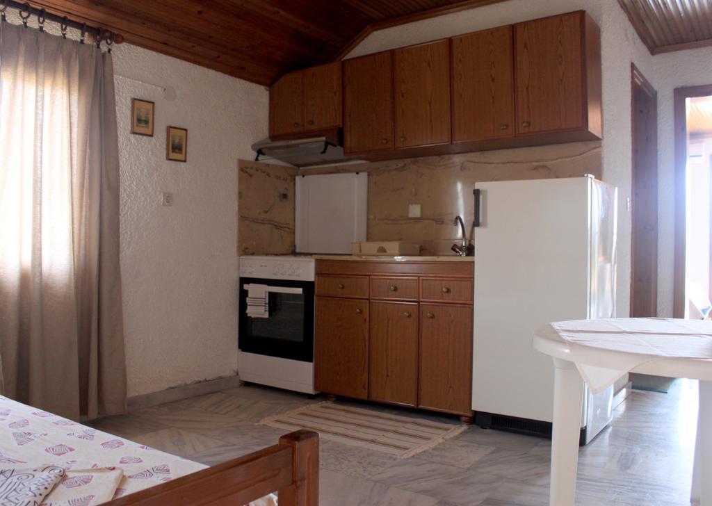 Kehagias Apartments Vrasná 외부 사진