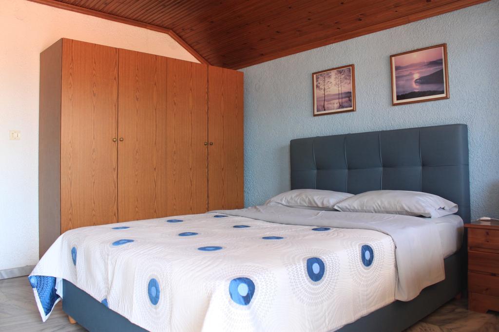 Kehagias Apartments Vrasná 외부 사진
